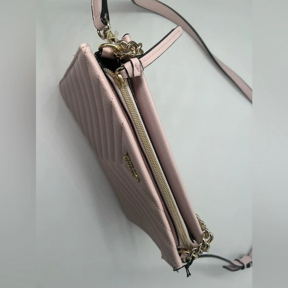 Victorias Secret Bag pink cute New Purse bag VS gold chain and adjustable strap - Picture 4 of 9